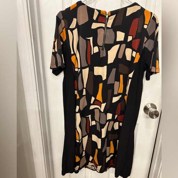 Unique slimming animal print size 10 - Picture 2 of 7